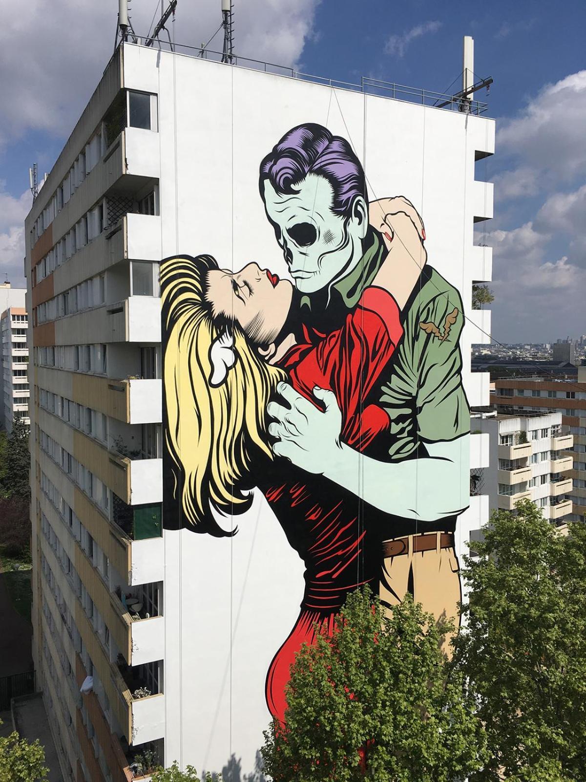 Le 300 By Happynoworry Parijs